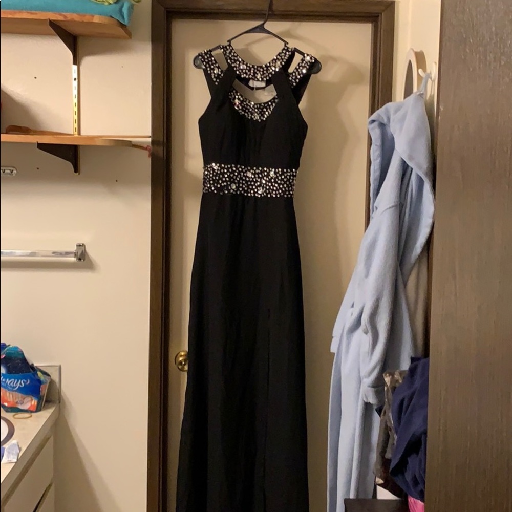 Prom dress no longer need